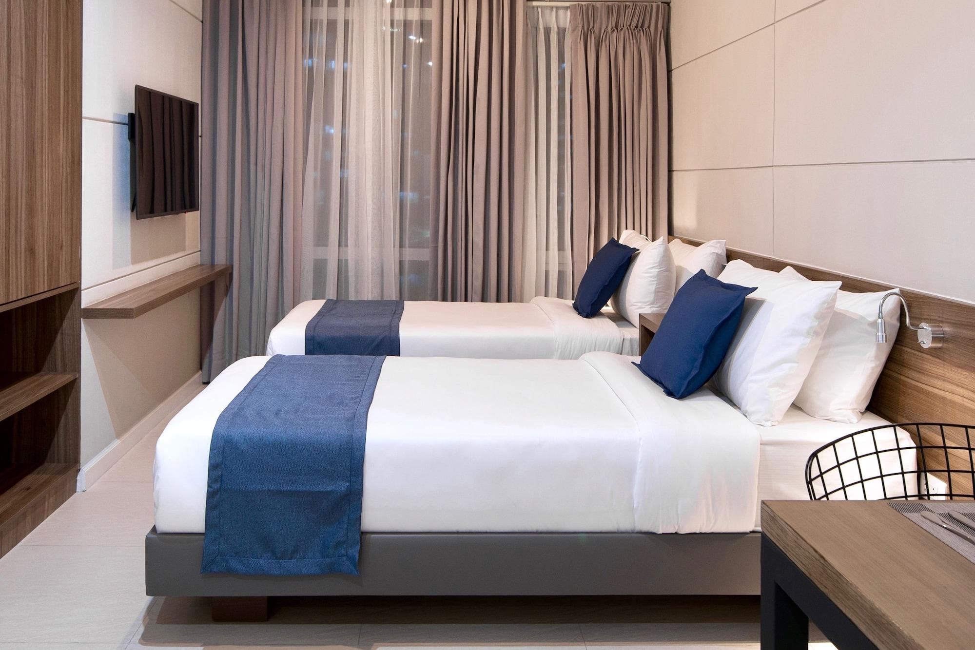 The Sphere Serviced Residences Managed By Hii Makati City Exteriör bild